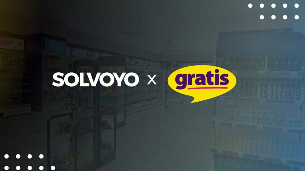 Solvoyo and Gratis collaboration logo in retail store setting.